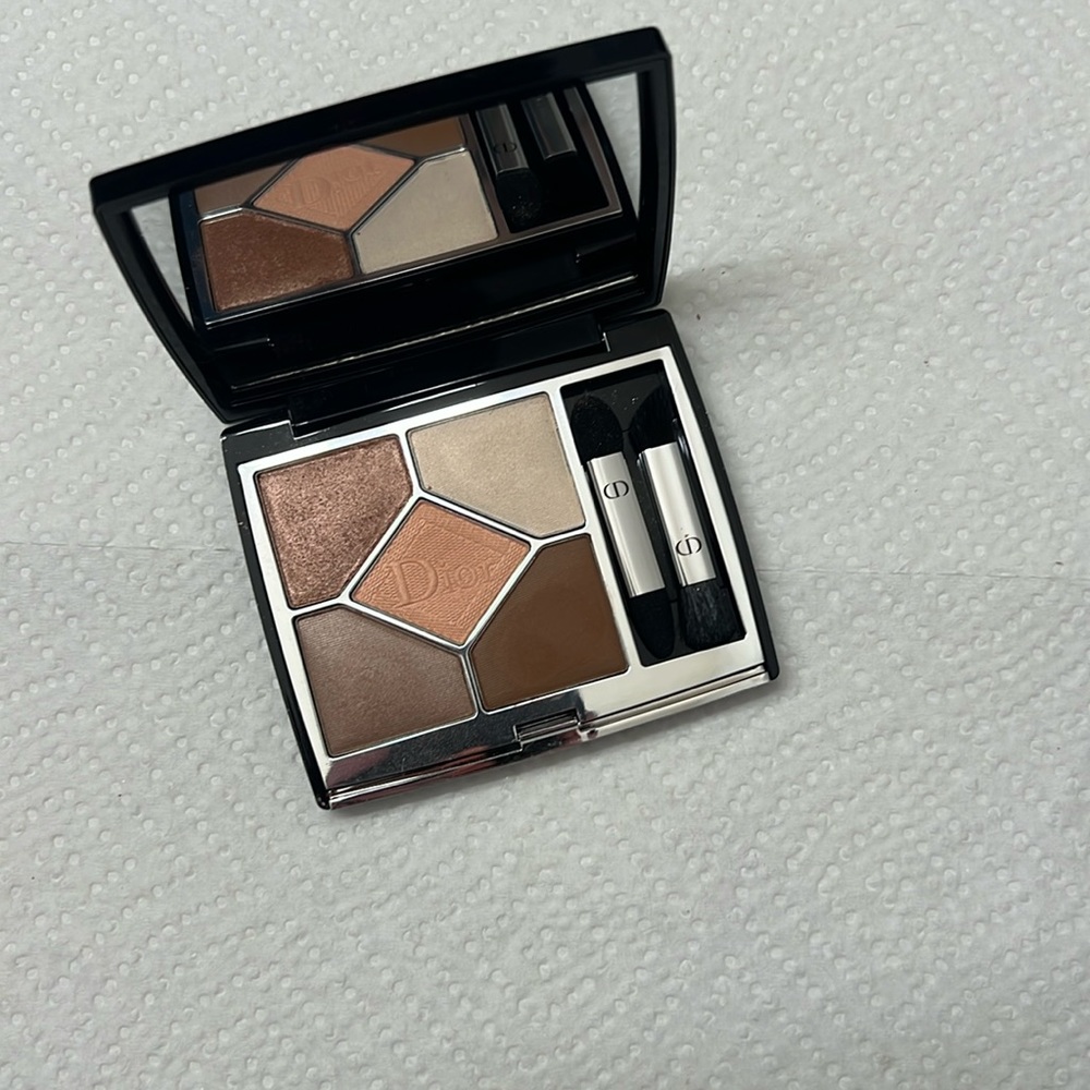 Dior Eyeshadow Palette- 649 Nude Dress